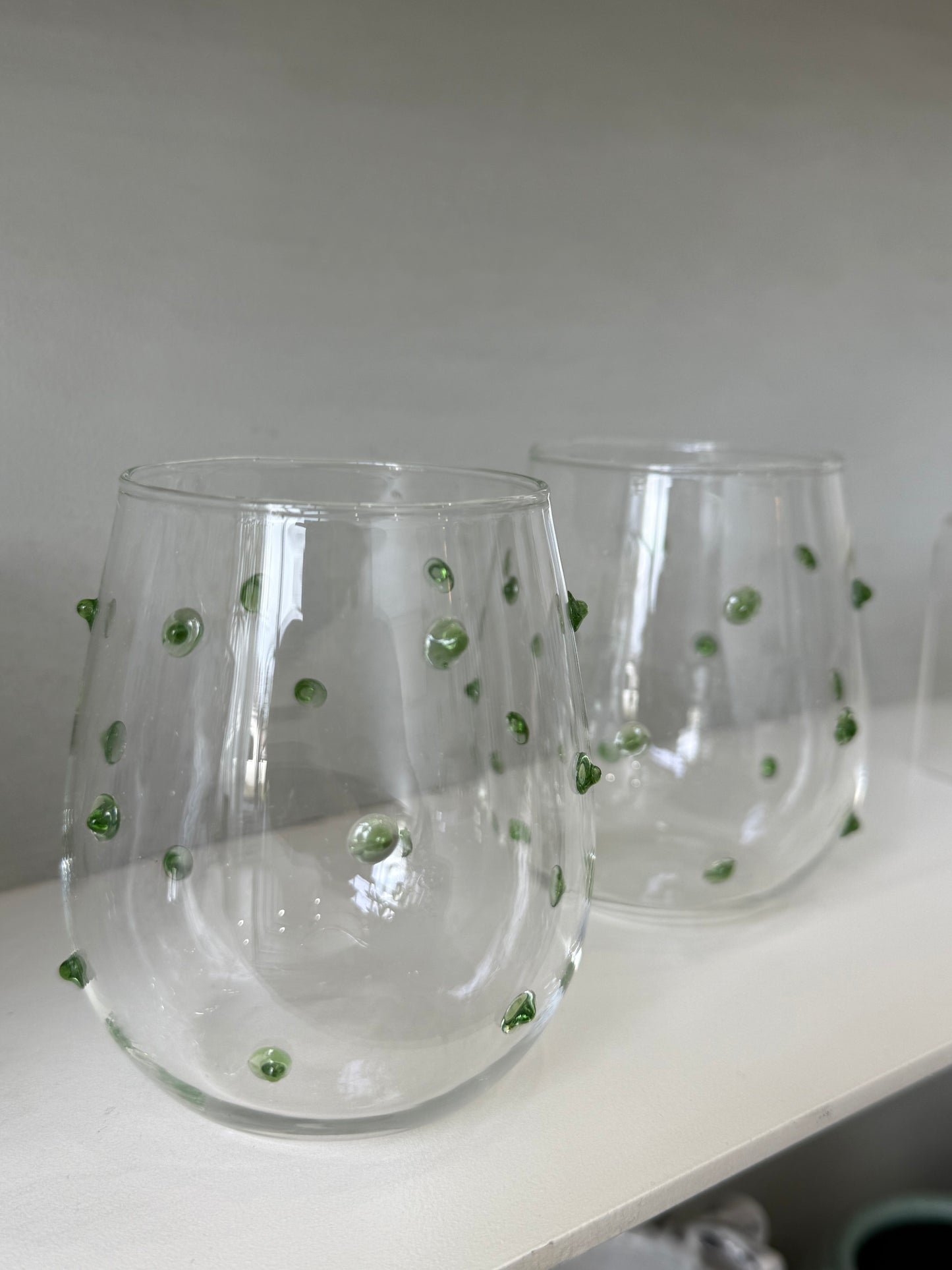 Glass tumbler cup set with green details