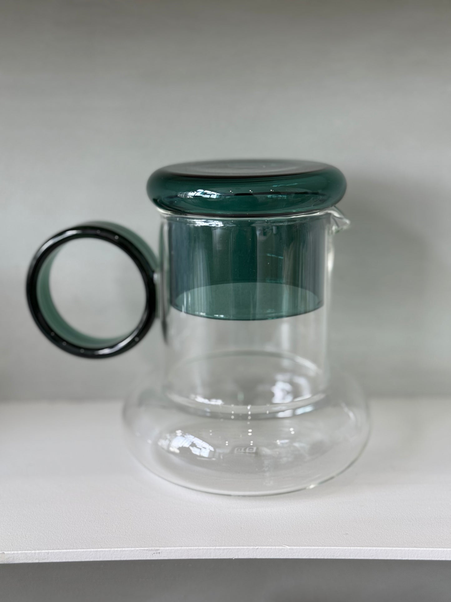 Glass carafe
