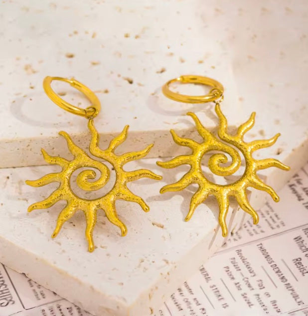 90's Sun vintage pendant earrings