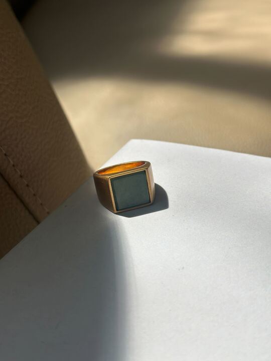 Vintage Jade Signet ring - Brass