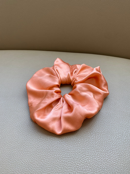 Lily Forbes peach scrunchie