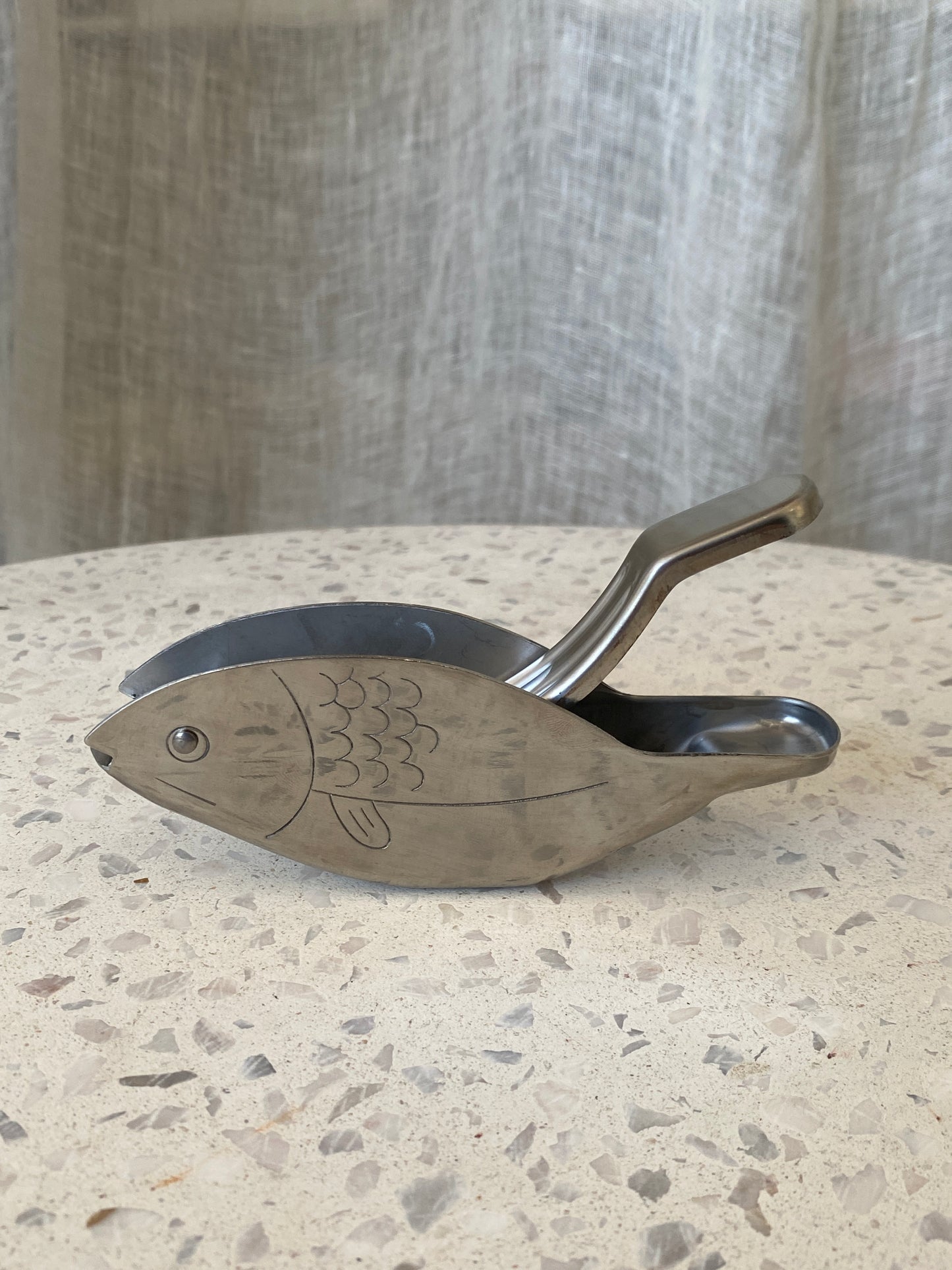 Citrus Squeezer Fish