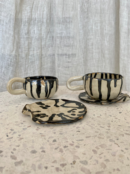 Tutto Passa black drip stripped Coffee cup set and plates