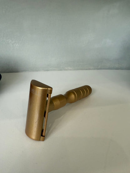 Vintage Shaving Razor