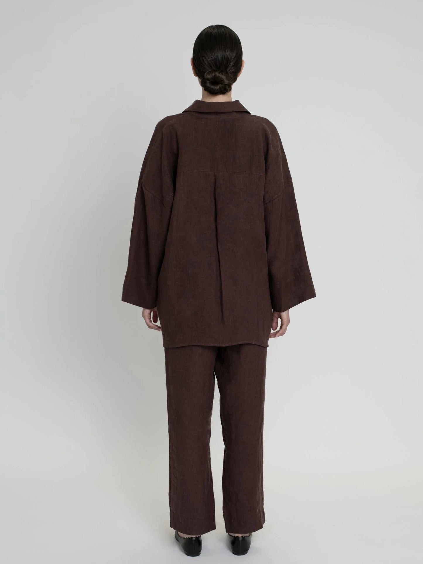 Linen oversized shirt in brown