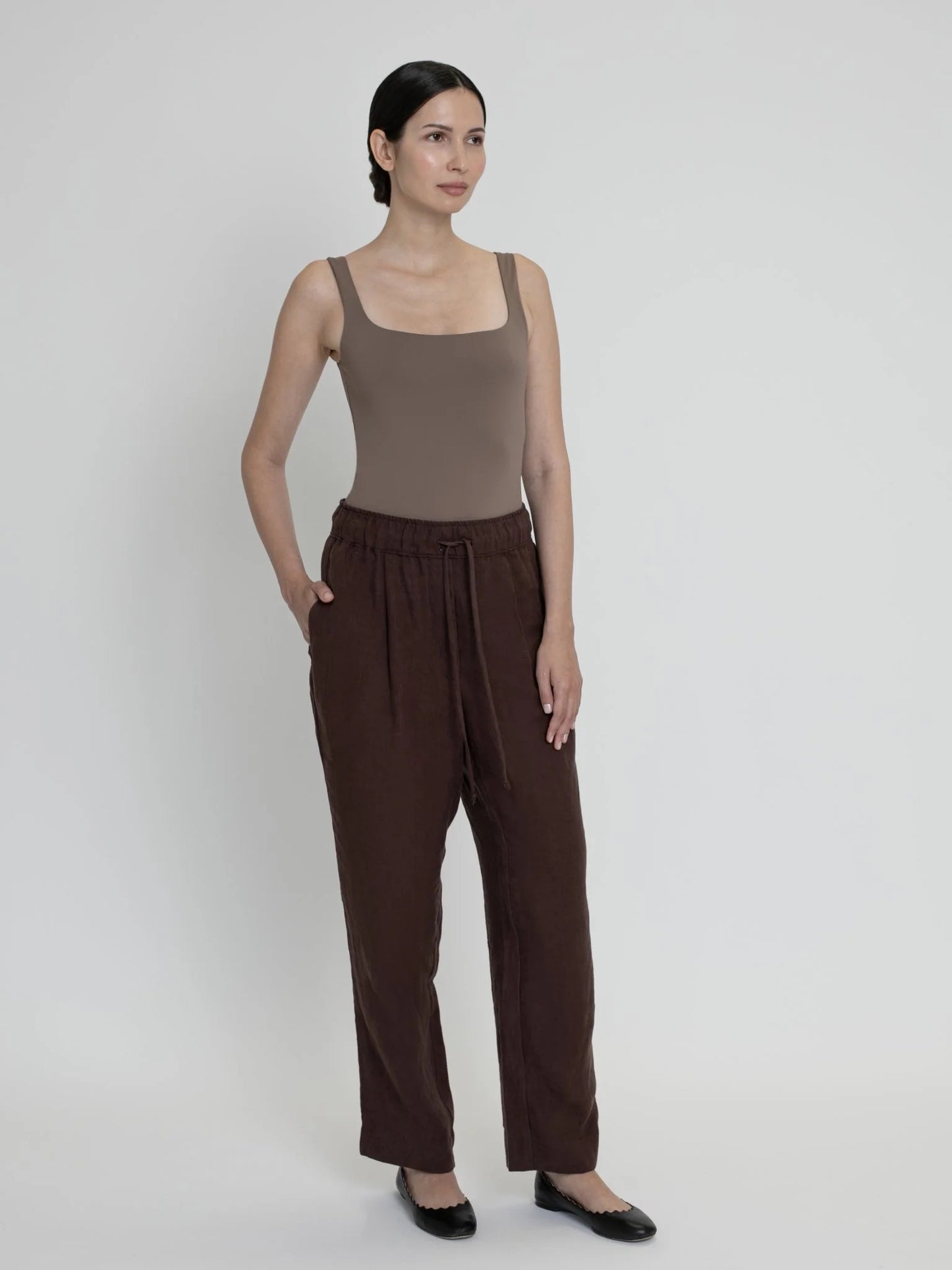 Essential drawstring linen pants