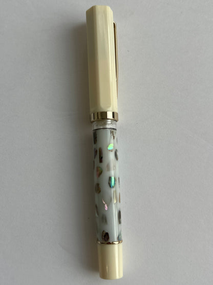 Chic Capped Pen