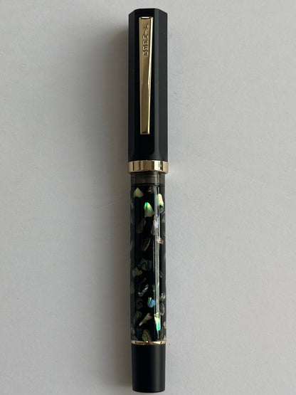 Chic Capped Pen