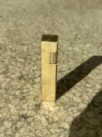 Studio NOTO - skinny brass lighter