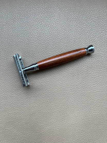 Safety Razor with wooden handle