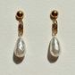 KARO KORU Pearl on Chain Gold Mini Drop